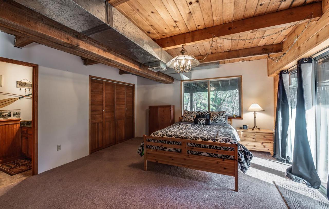 Creek Side Getaway * Groveland
